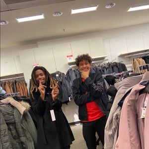 Meet your Posher, Raydel